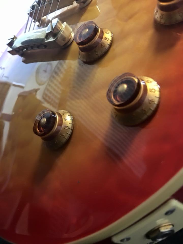 ギターのコントロール部