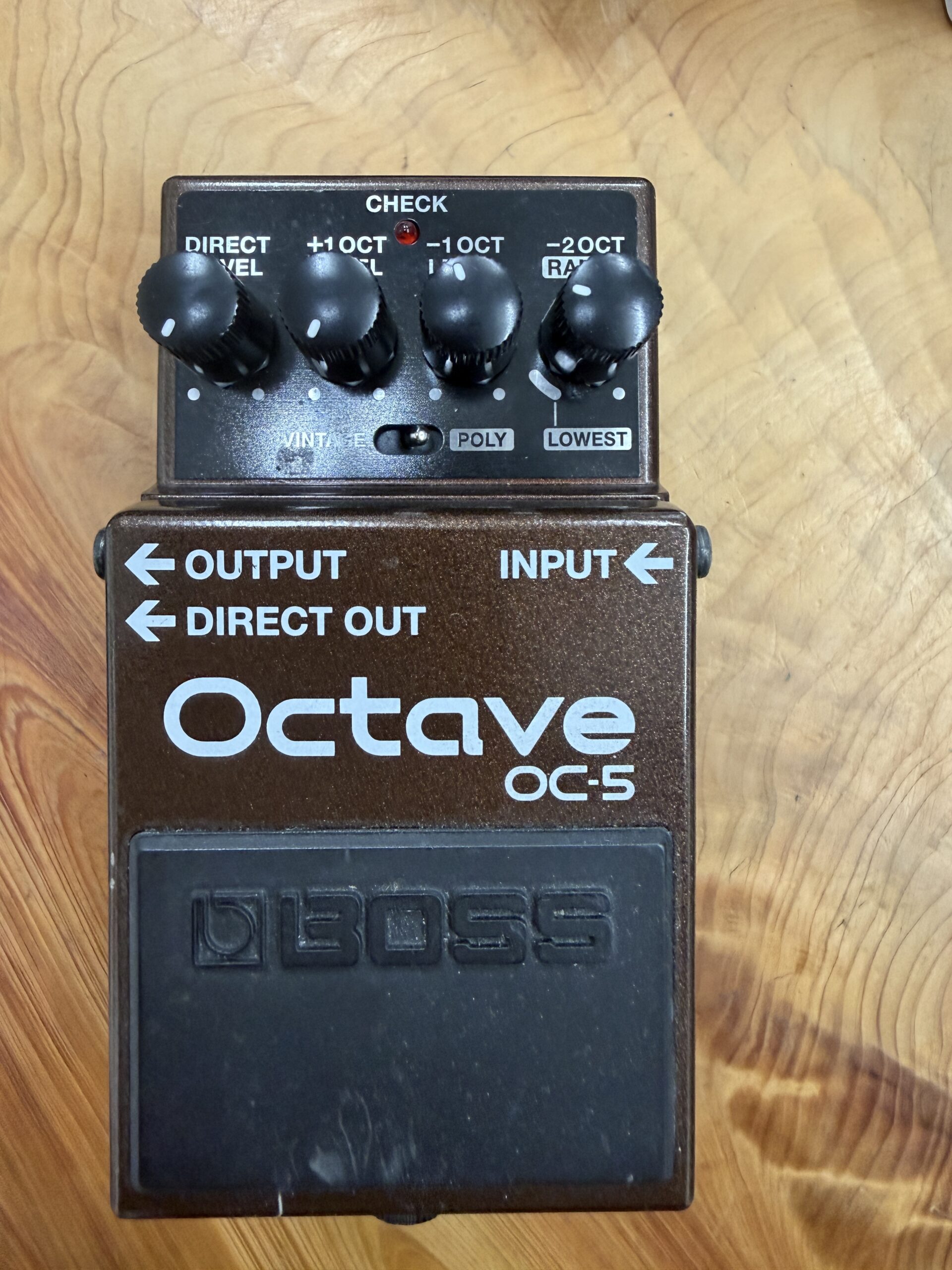 BOSS OC-5 の実際のつまみ位置（大倉のセッティング・RANGEで低音弦だけにオクターブ）｜大倉ギター教室