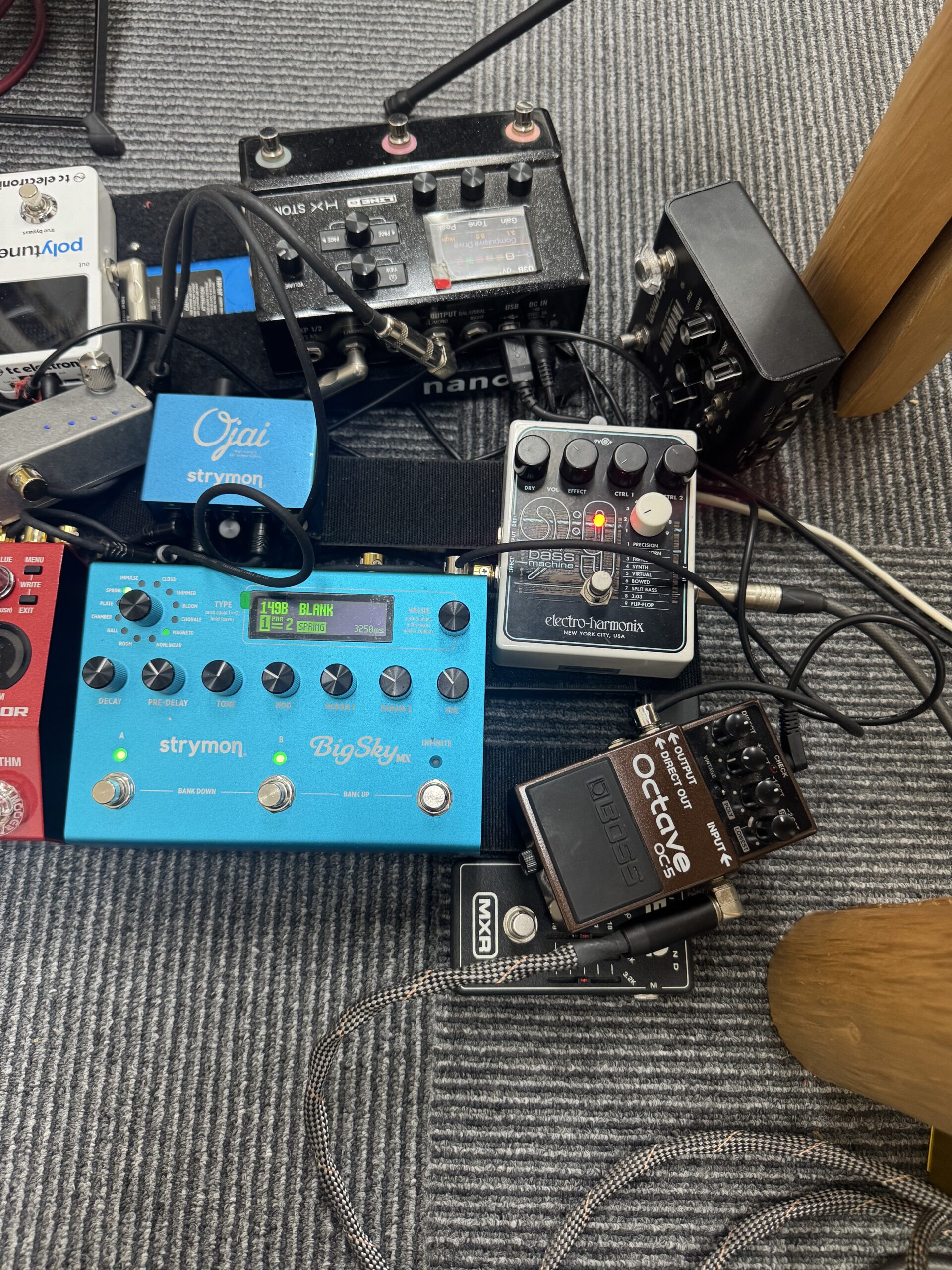 Electro-Harmonix BASS9 を組み込んだ大倉のエフェクターボード｜大倉ギター教室